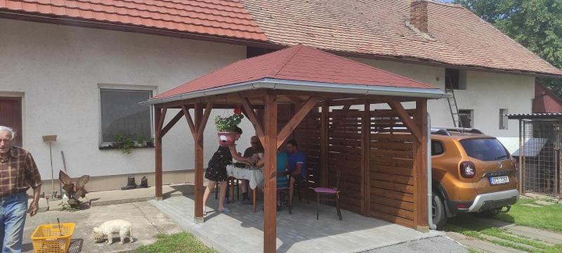 Proč si pořídit zahradní altánek