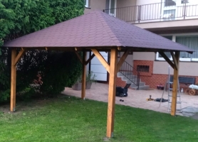 Dřevěná pergola Altán Sicílie 390x390 cm-sloupy BSH 14x14 cm